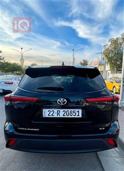 تۆیۆتا هایلاندەر